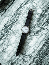 Load image into Gallery viewer, Water Resistance Watch
