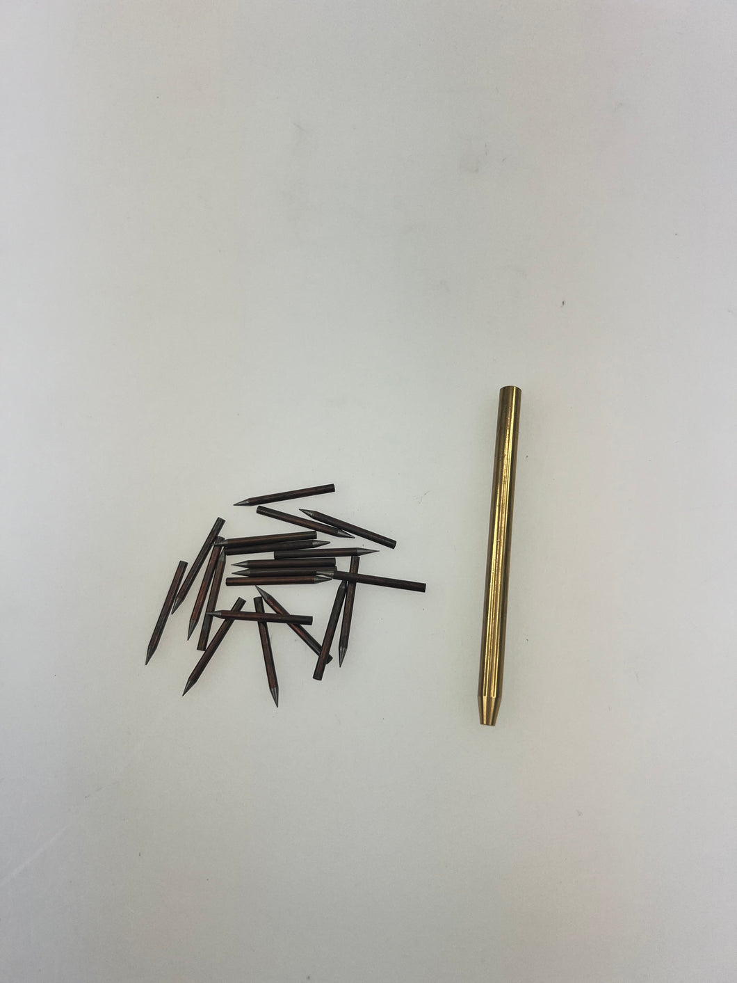 DIAL FEET TOOL W/O GLUE, OIL PIN, HOLDER